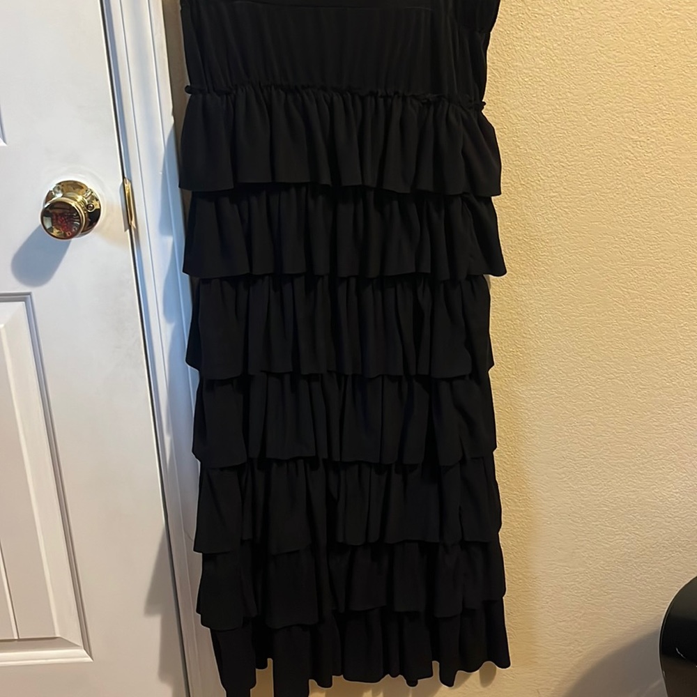 COPY - Black ruffled skirt